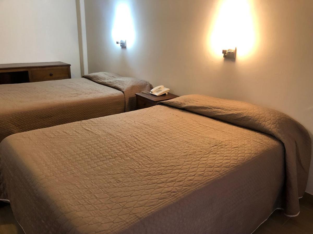 Hotel Lorena 로스모치스 외부 사진