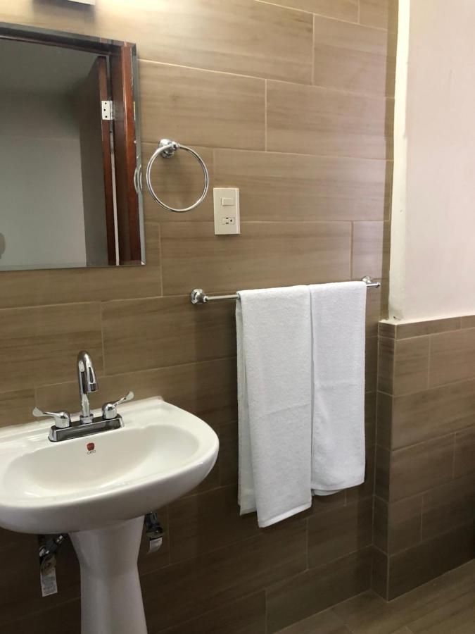Hotel Lorena 로스모치스 외부 사진