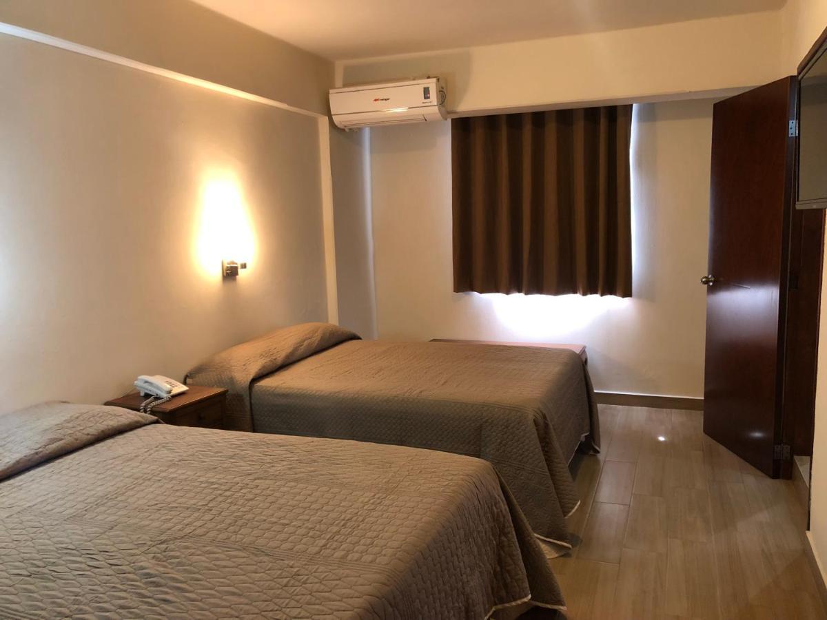 Hotel Lorena 로스모치스 외부 사진