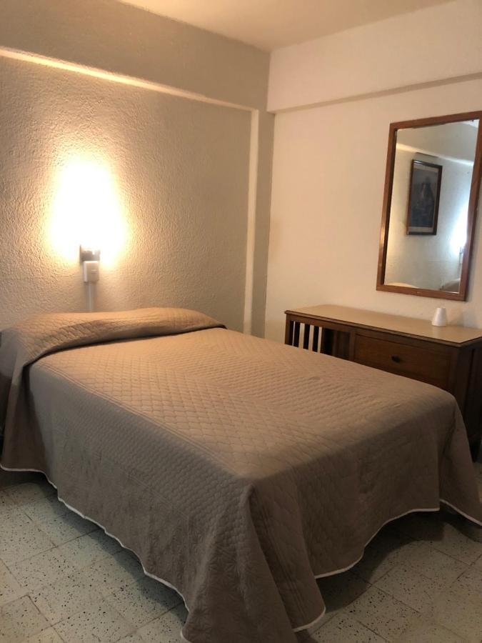 Hotel Lorena 로스모치스 외부 사진