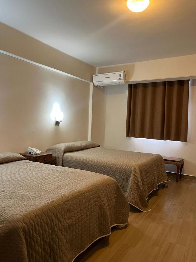 Hotel Lorena 로스모치스 외부 사진